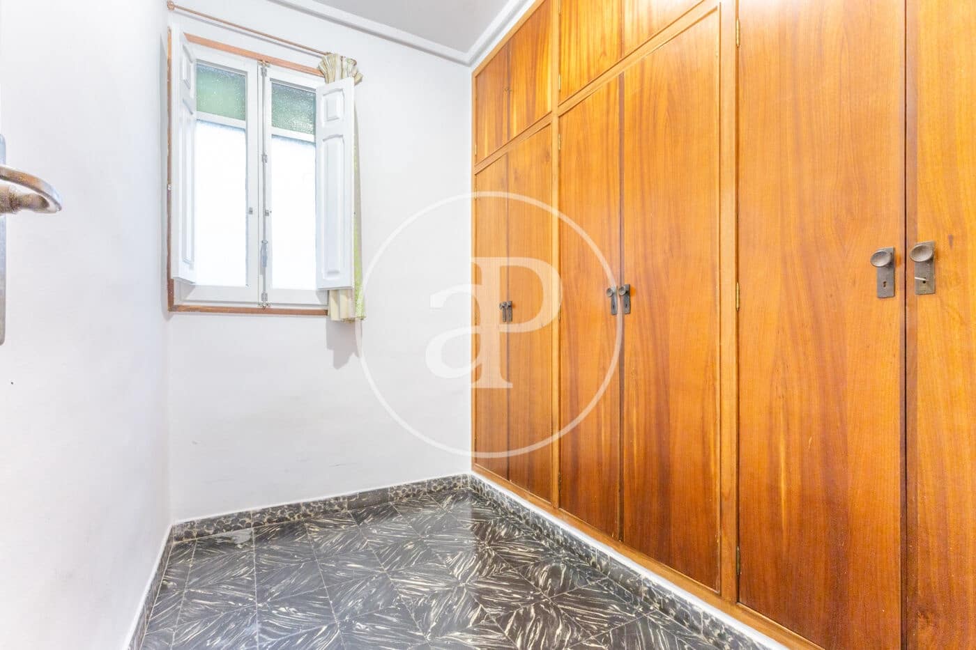 4 Zimmer Apartment zu verkaufen in Valencia Stadt - 498.000 € (Ref: 9296964)