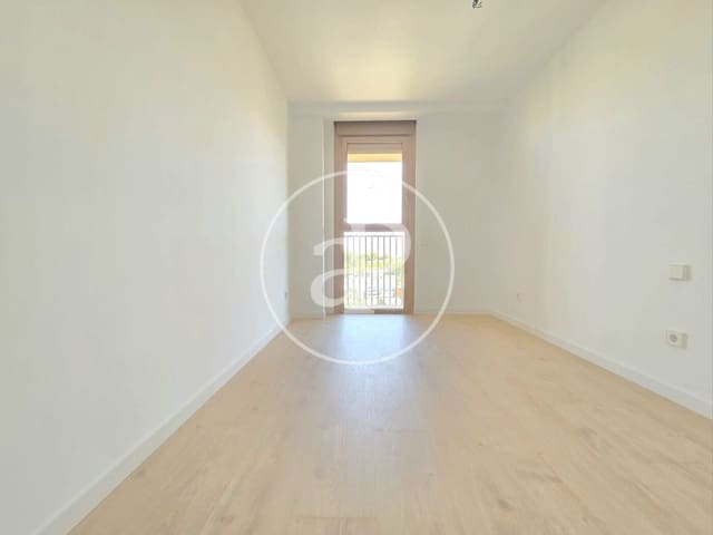 2 bedroom Apartment for rent in Campolivar, Godella with pool - € 1,950 (Ref: 9296965)