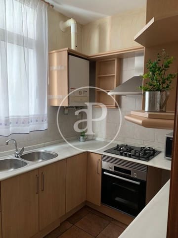 3 slaapkamer Appartement te huur in La Roqueta, Valencia stad - € 1.600 (Ref: 9296966)