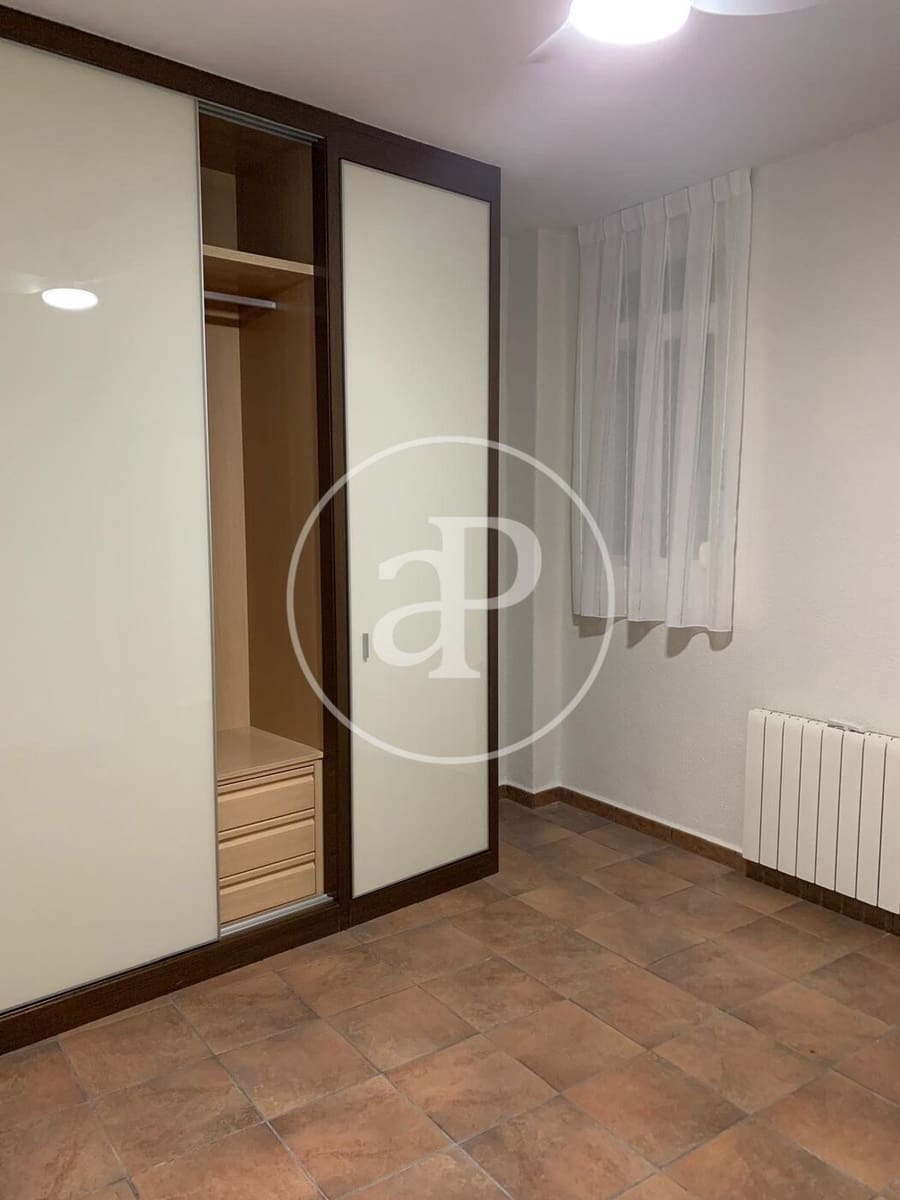 3 slaapkamer Appartement te huur in Valencia stad - € 1.600 (Ref: 9296966)