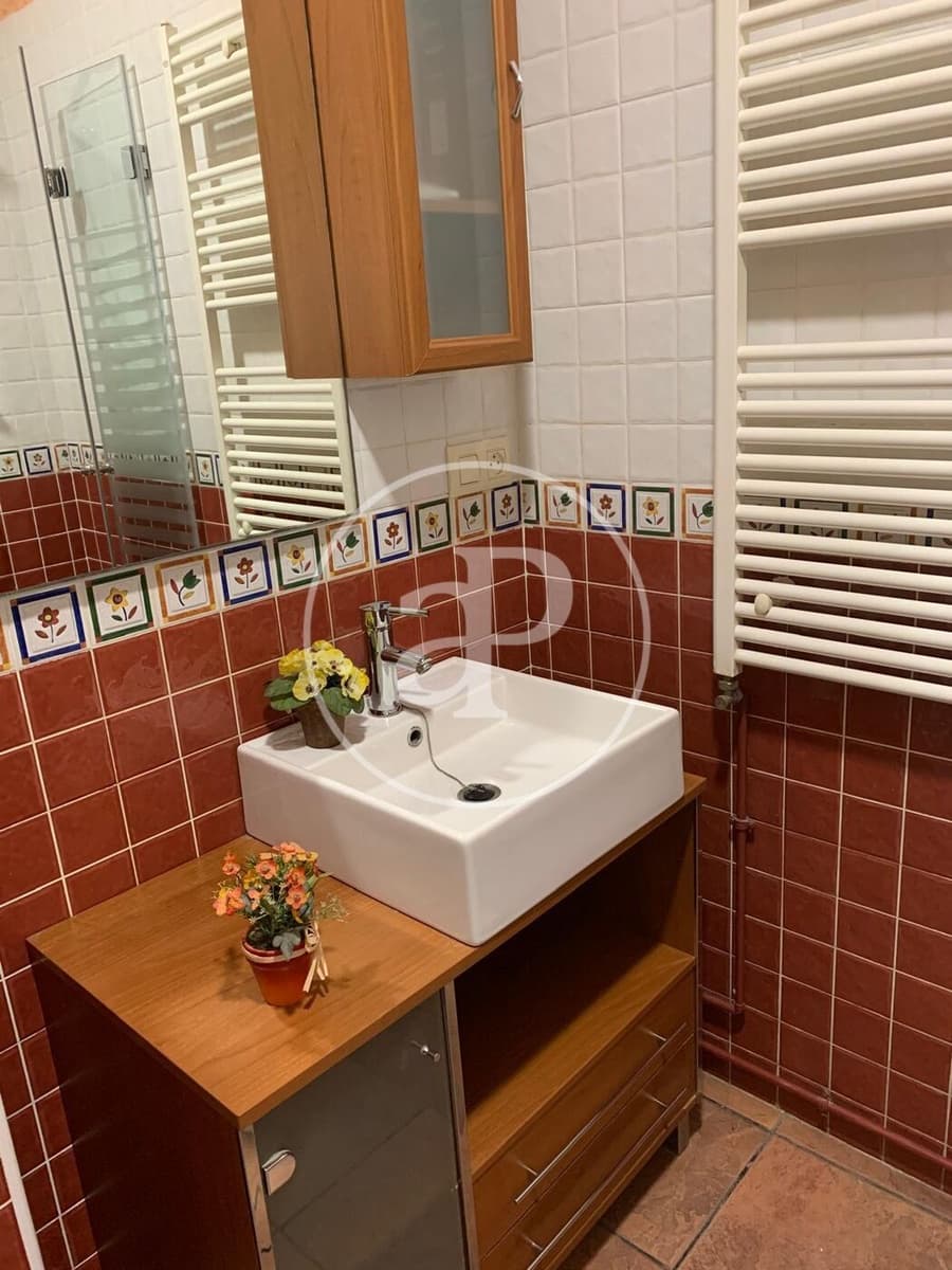 3 slaapkamer Appartement te huur in Valencia stad - € 1.600 (Ref: 9296966)