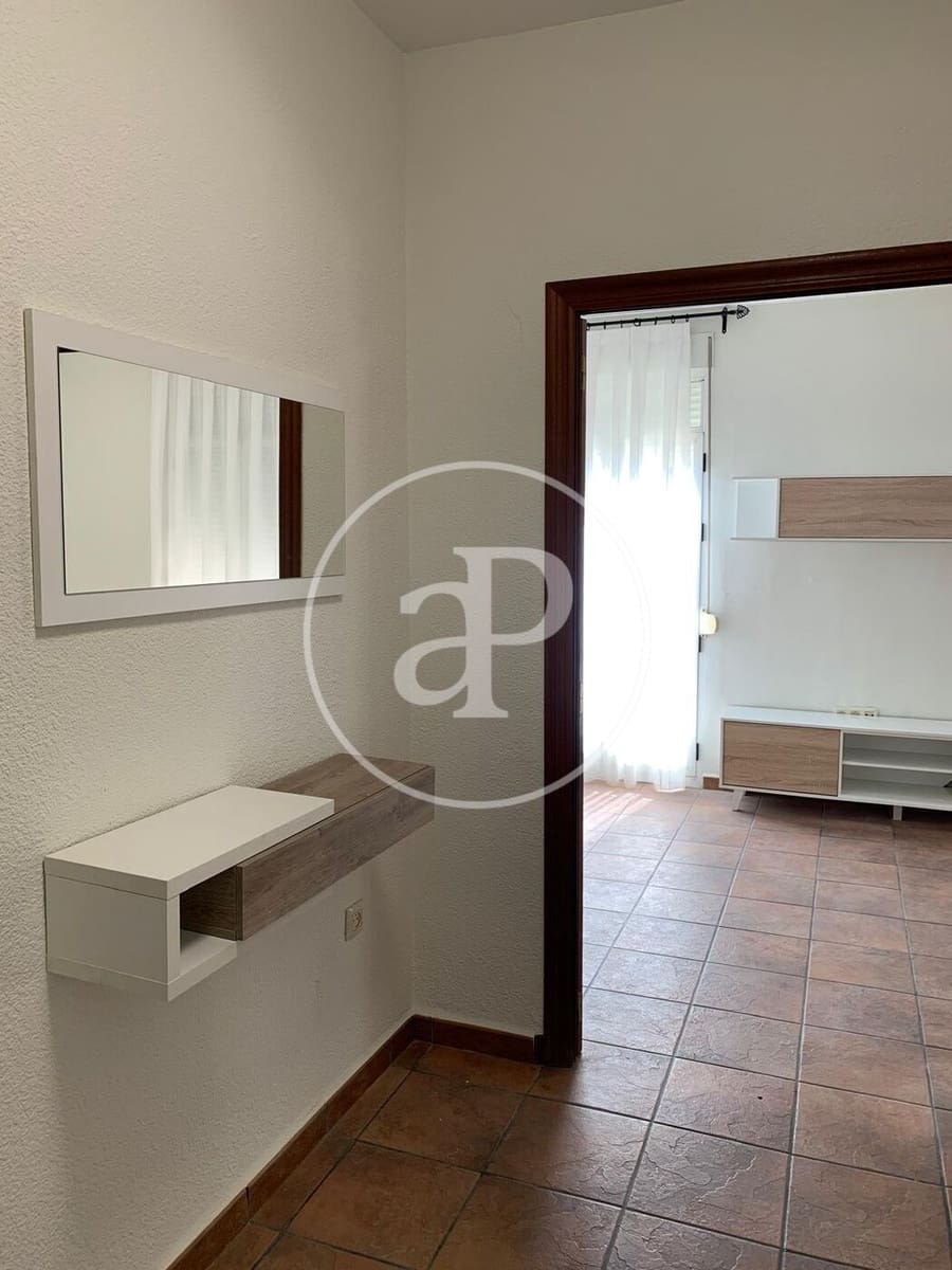 3 slaapkamer Appartement te huur in Valencia stad - € 1.600 (Ref: 9296966)