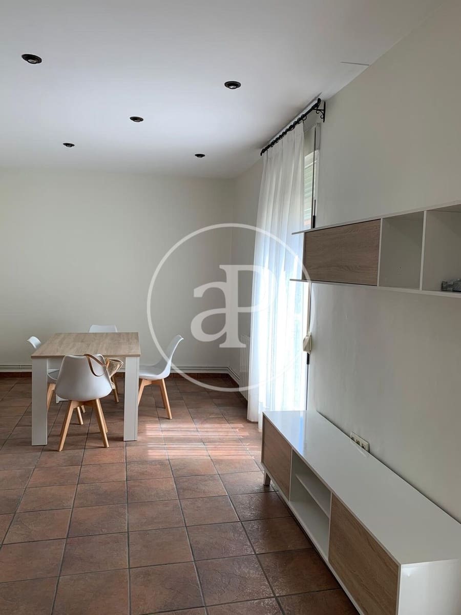 3 slaapkamer Appartement te huur in Valencia stad - € 1.600 (Ref: 9296966)