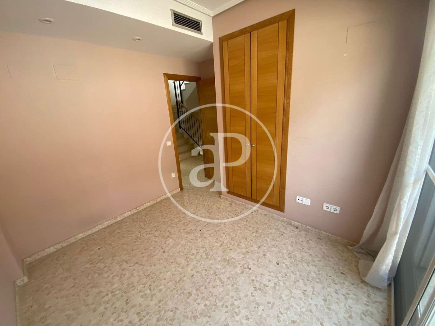 4 soveværelse Villa til salg i Moncada - € 550.000 (Ref: 9296968)