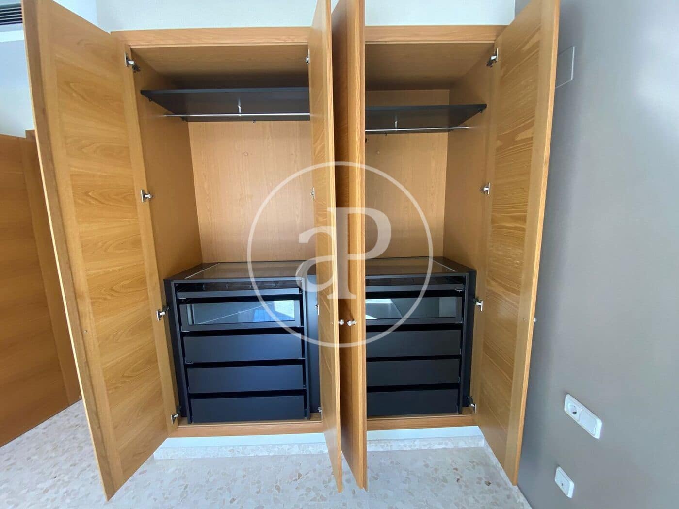 4 soveværelse Villa til salg i Moncada - € 550.000 (Ref: 9296968)