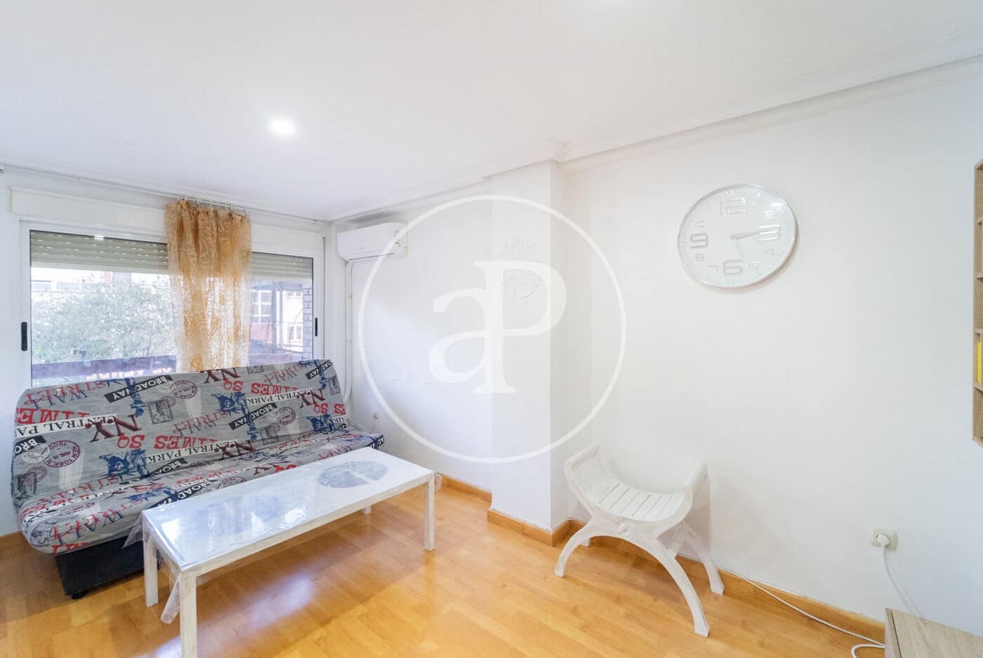 2 soveværelse Lejlighed til salg i Alicante by - € 250.000 (Ref: 9303614)