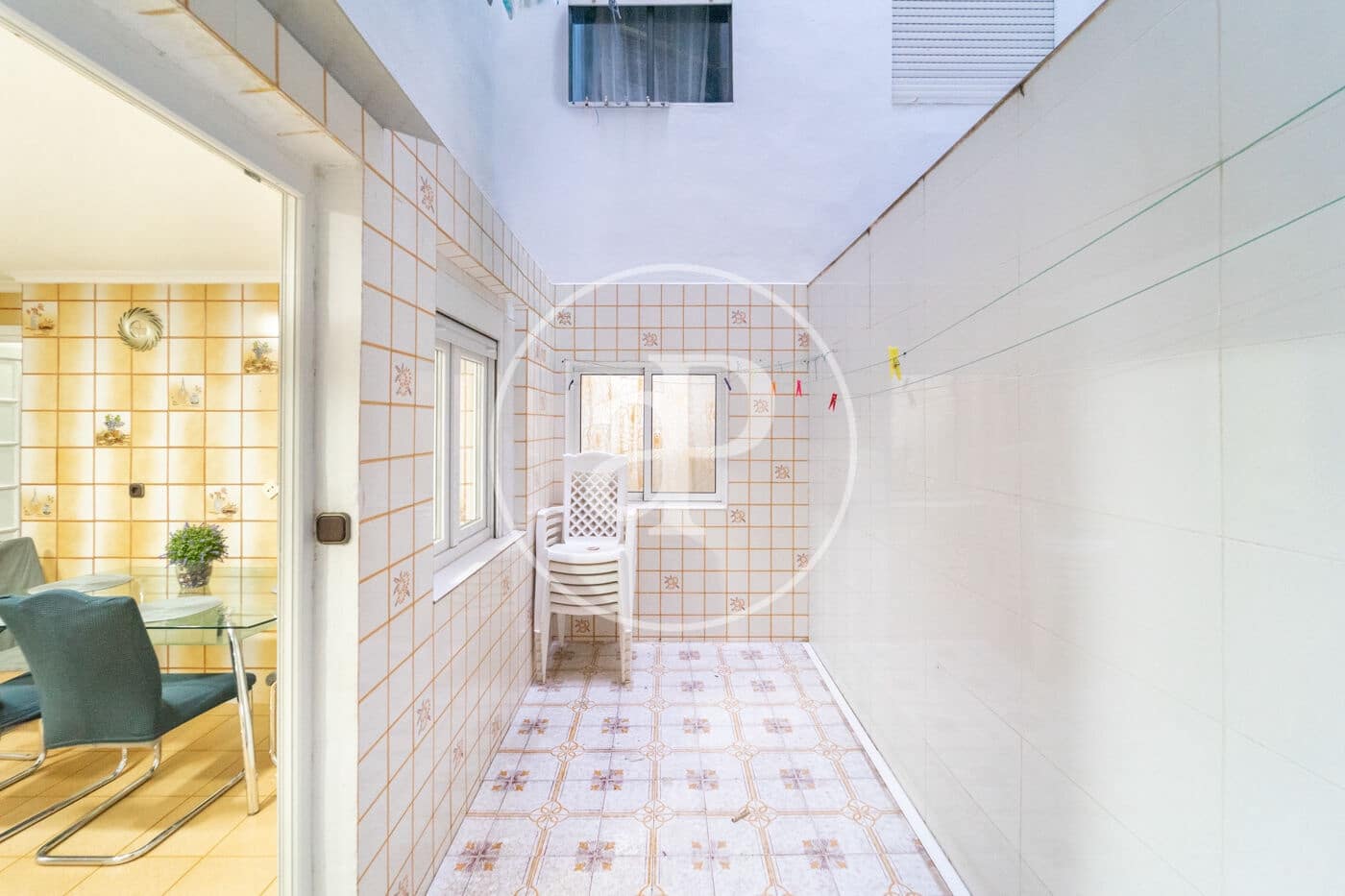 2 soveværelse Lejlighed til salg i Alicante by - € 250.000 (Ref: 9303614)