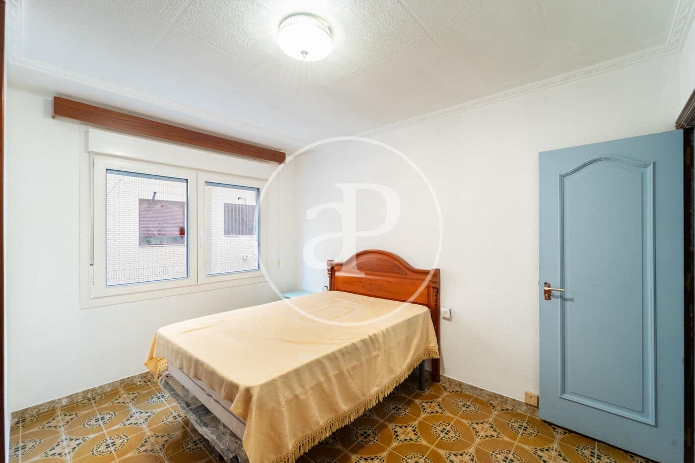 Apartamento de 4 habitaciones en Alicante / Alacant ciudad en venta - 324.500 € (Ref: 9303615)