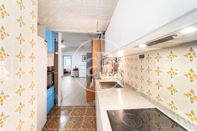 Apartamento de 4 habitaciones en Barrio del Centro, Alicante / Alacant ciudad en venta - 324.500 € (Ref: 9303615)