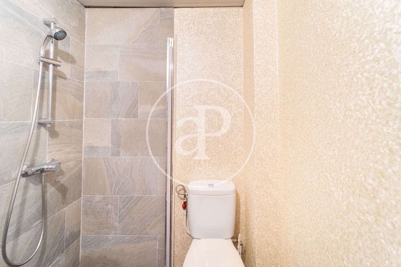 Apartamento de 4 habitaciones en Alicante / Alacant ciudad en venta - 324.500 € (Ref: 9303615)