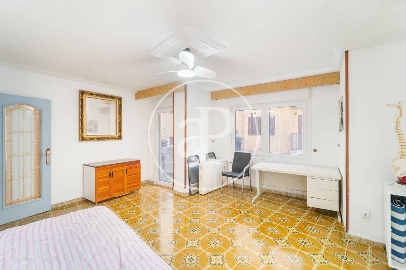 Apartamento de 4 habitaciones en Alicante / Alacant ciudad en venta - 324.500 € (Ref: 9303615)