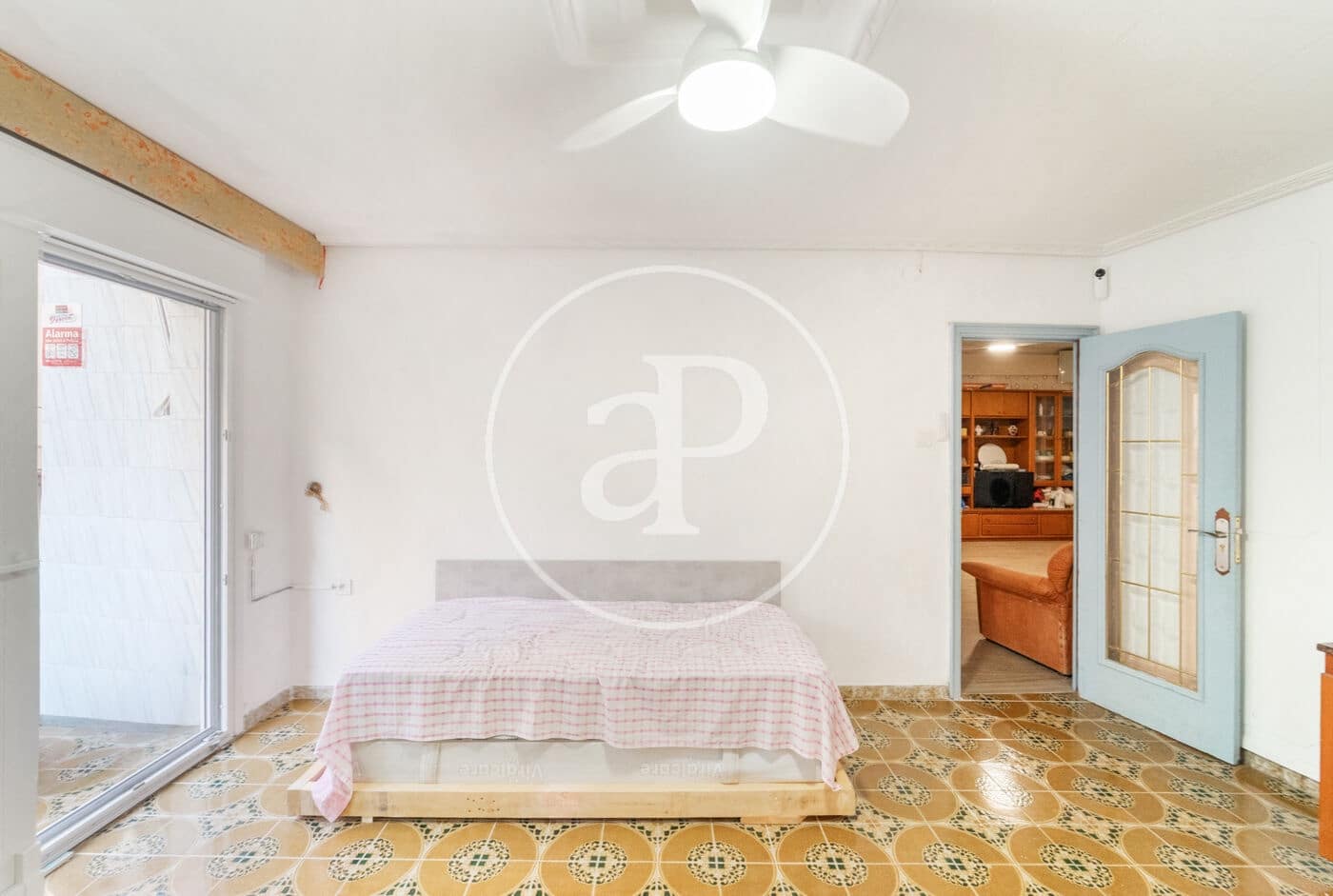 Apartamento de 4 habitaciones en Alicante / Alacant ciudad en venta - 324.500 € (Ref: 9303615)