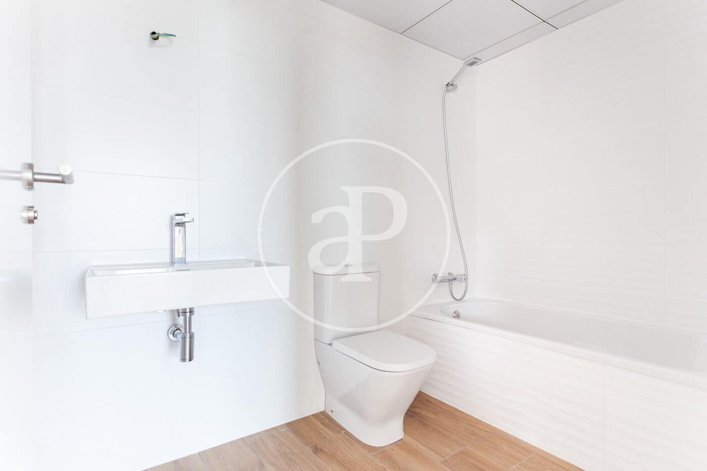 Apartamento de 2 habitaciones en València ciudad en venta - 480.000 € (Ref: 9303616)