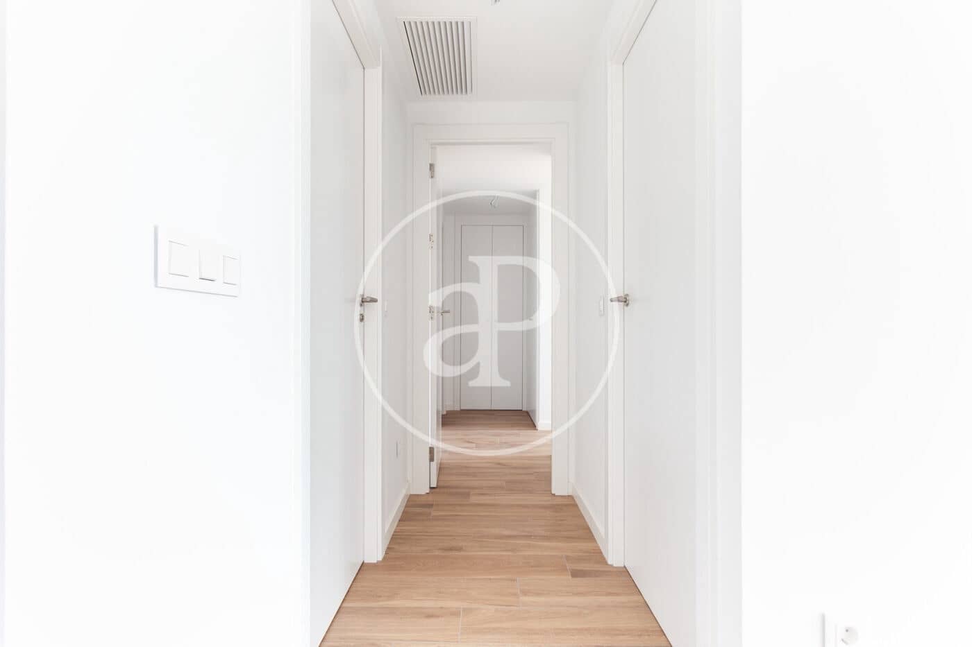 Apartamento de 2 habitaciones en València ciudad en venta - 480.000 € (Ref: 9303616)