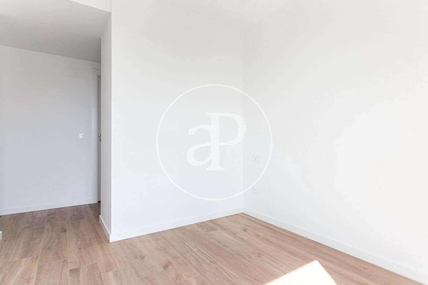 Apartamento de 2 habitaciones en València ciudad en venta - 480.000 € (Ref: 9303616)