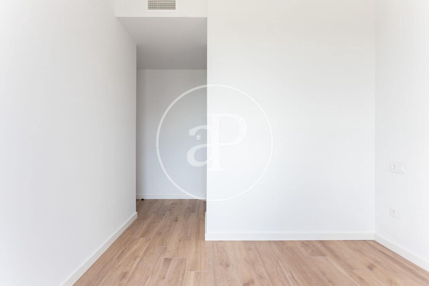 Apartamento de 2 habitaciones en València ciudad en venta - 480.000 € (Ref: 9303616)