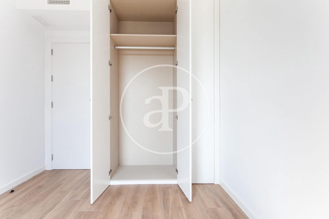 Apartamento de 2 habitaciones en València ciudad en venta - 480.000 € (Ref: 9303616)