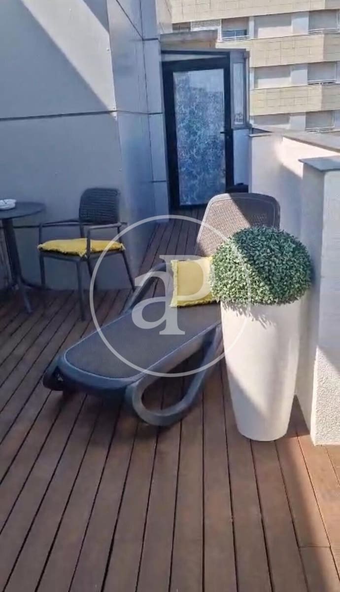 1 camera da letto Appartamento da affittare in Valencia citta con piscina - 1.300 € (Rif: 9308593)