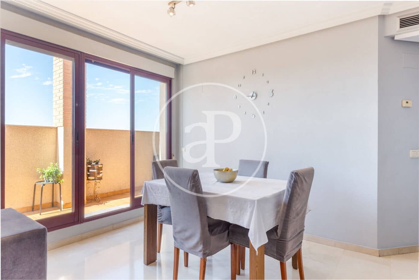 3 soverom Penthouse til salgs i Valencia by med svømmebasseng - € 625 000 (Ref: 9310958)