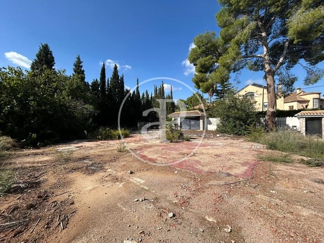 Grunde uden byggetilladelser til salg i La Cañada, Paterna - € 218.000 (Ref: 9312952)