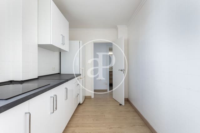 4 bedroom Apartment for rent in Sagunto / Sagunt - € 1,200 (Ref: 9312954)