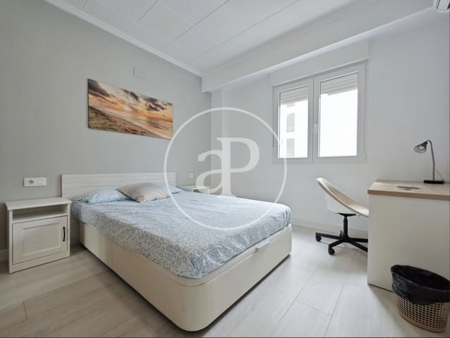 7 soveværelse Lejlighed til salg i La Vega Baixa, Valencia by - € 565.000 (Ref: 9312955)