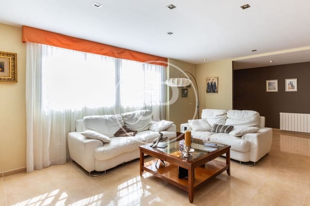 4 bedroom Villa for sale in Burriana / Borriana - € 400,000 (Ref: 9312957)