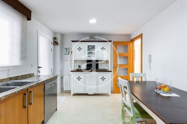 4 bedroom Villa for sale in Burriana / Borriana - € 400,000 (Ref: 9312957)