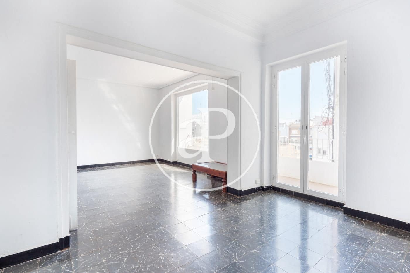 4 soverom Leilighet til leie i Valencia by - € 2 100 (Ref: 9317902)