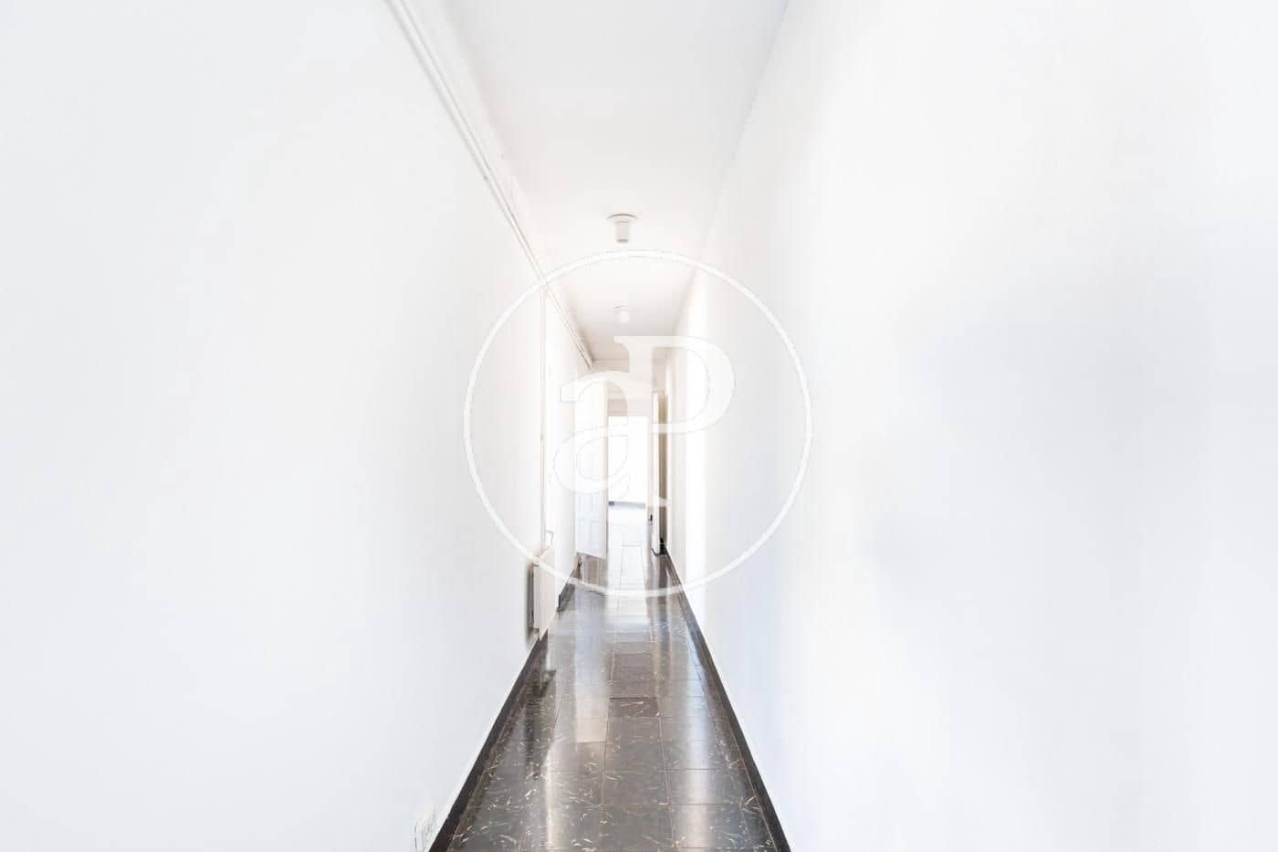 4 soverom Leilighet til leie i Valencia by - € 2 100 (Ref: 9317902)