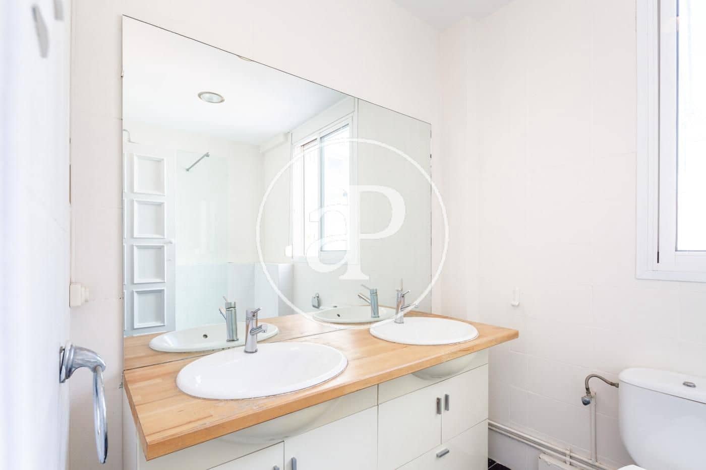 4 soverom Leilighet til leie i Valencia by - € 2 100 (Ref: 9317902)