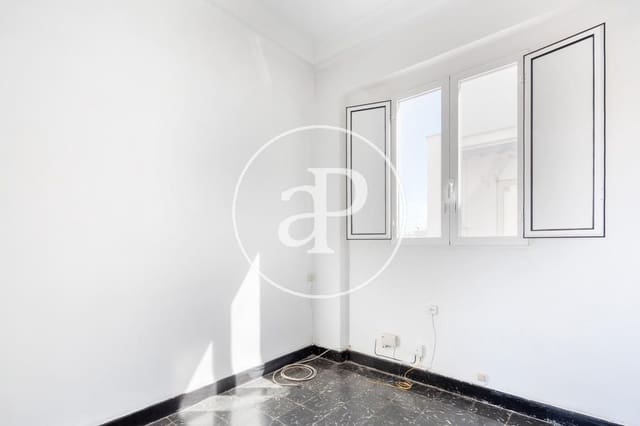 4 makuuhuone Huoneisto vuokrattavana paikassa La Gran Via, Valencia kaupunki - 2 100 € (Ref: 9317902)