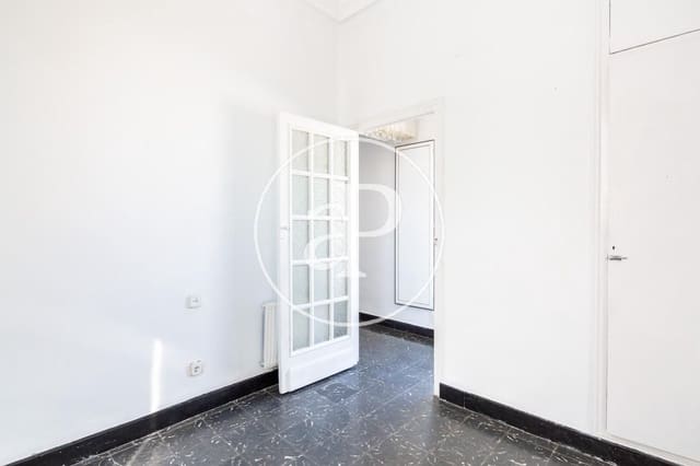 4 makuuhuone Huoneisto vuokrattavana paikassa La Gran Via, Valencia kaupunki - 2 100 € (Ref: 9317902)