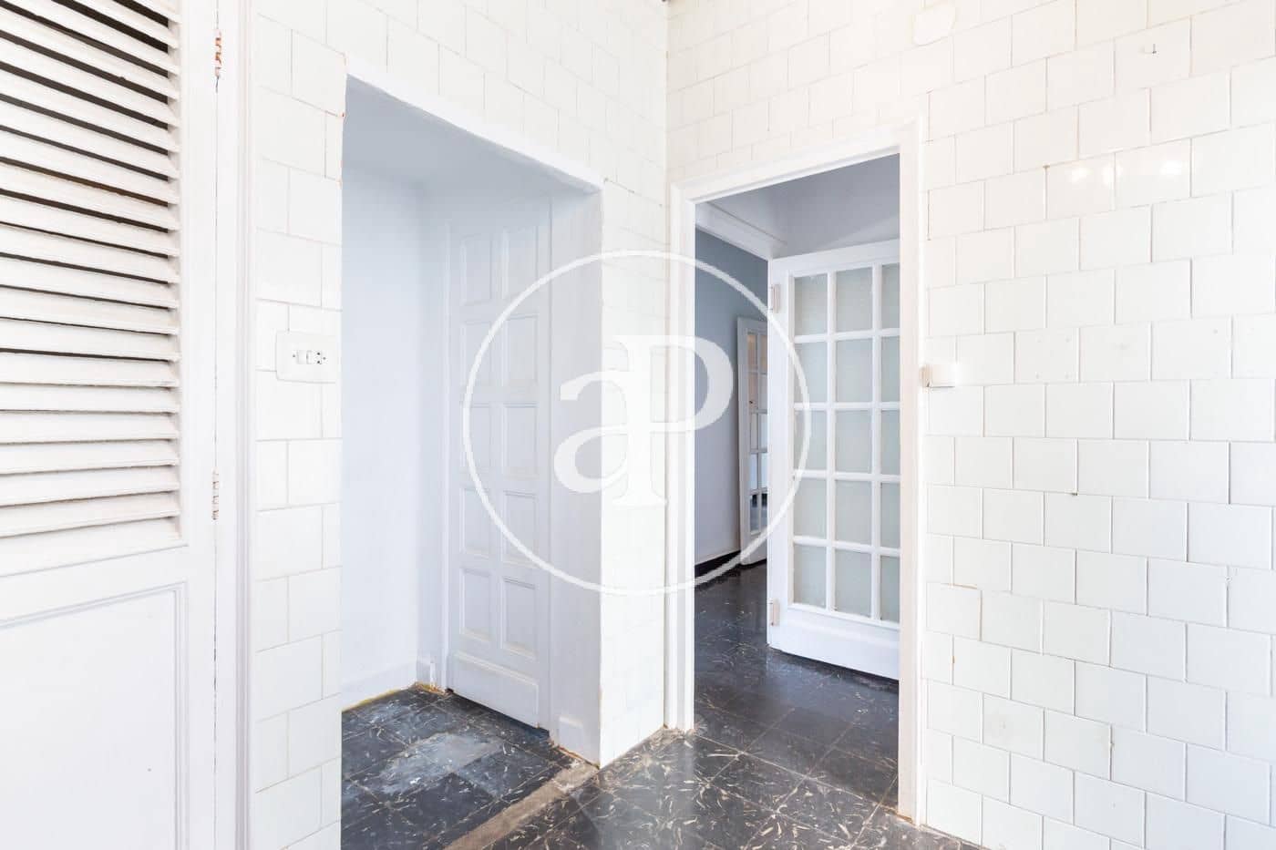 4 soverom Leilighet til leie i Valencia by - € 2 100 (Ref: 9317902)