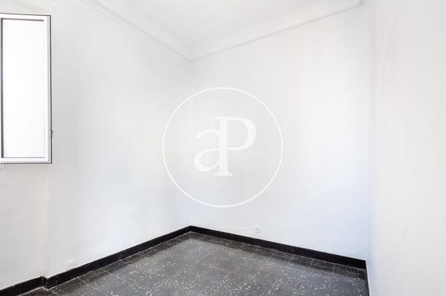 4 makuuhuone Huoneisto vuokrattavana paikassa La Gran Via, Valencia kaupunki - 2 100 € (Ref: 9317902)