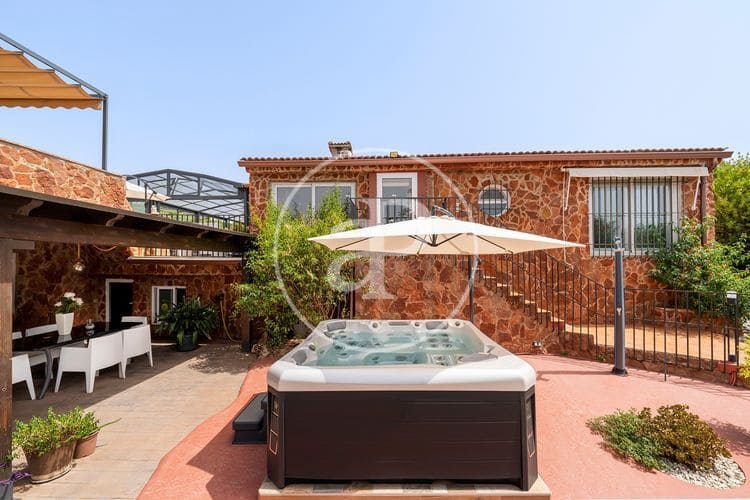 4 soverom Villa til salgs i Torrent med svømmebasseng - € 1 100 000 (Ref: 9317903)