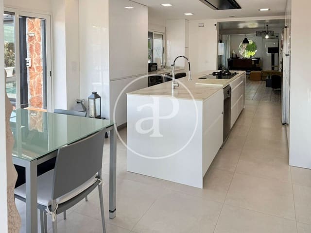 4 soverom Villa til salgs i Torrent med svømmebasseng - € 1 100 000 (Ref: 9317903)