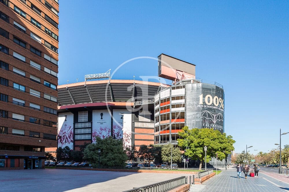 Apartamento de 2 habitaciones en València ciudad en alquiler - 1.200 € (Ref: 9317906)