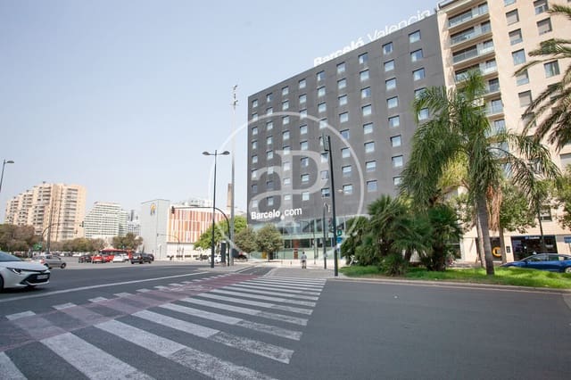 3 chambre Appartement à vendre à Ciutat de les Arts i de les Ciencies, Valence ville avec piscine - 698 000 € (Ref: 9317908)