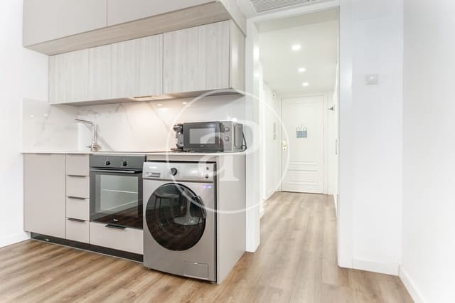 1 bedroom Apartment for sale in Sant Francesc, Valencia city - € 288,000 (Ref: 9317910)