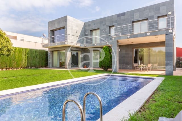 4 bedroom Villa for sale in Burriana / Borriana with pool - € 640,000 (Ref: 9321977)