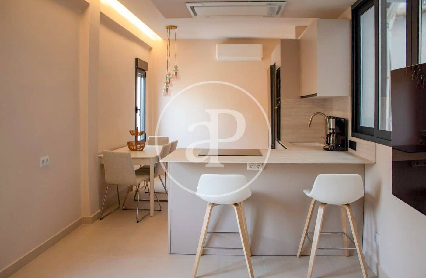 3 bedroom Apartment for rent in Valencia city - € 1,750 (Ref: 9321978)