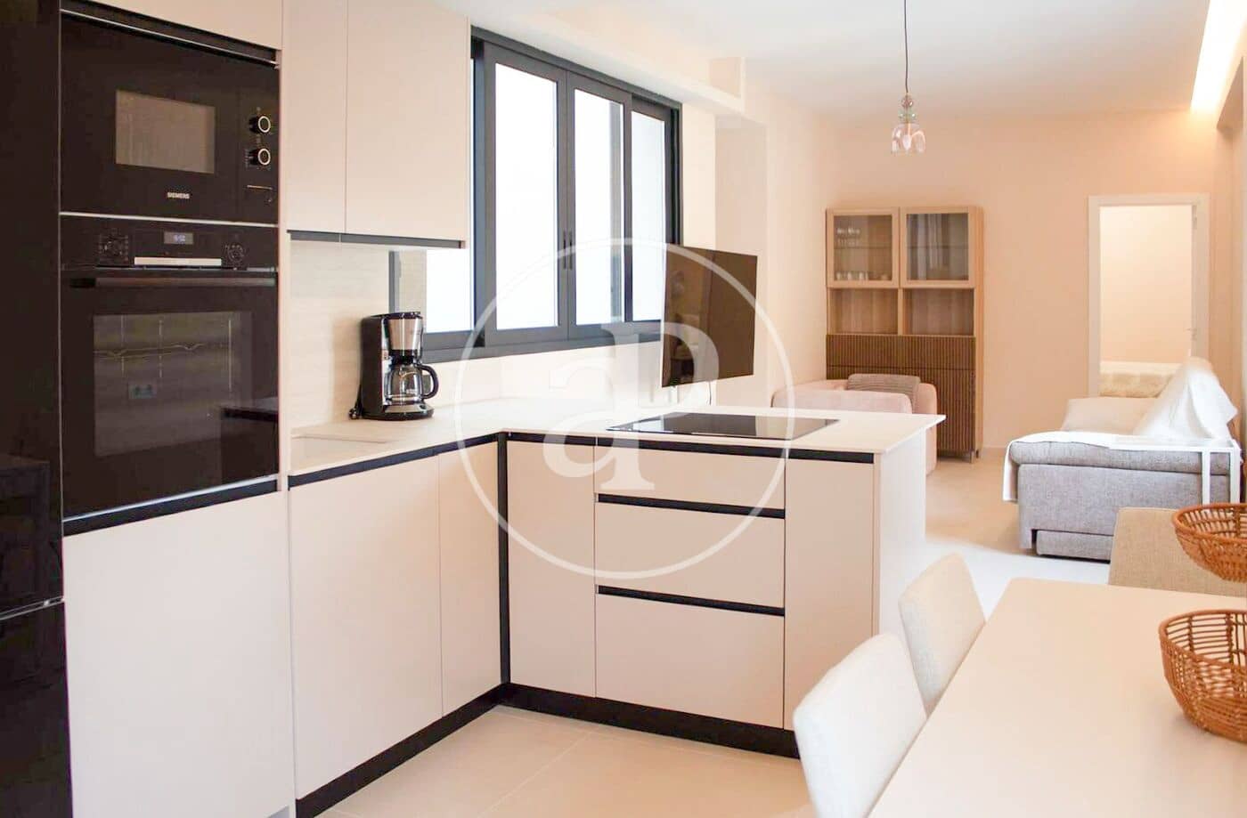 3 bedroom Apartment for rent in Valencia city - € 1,750 (Ref: 9321978)