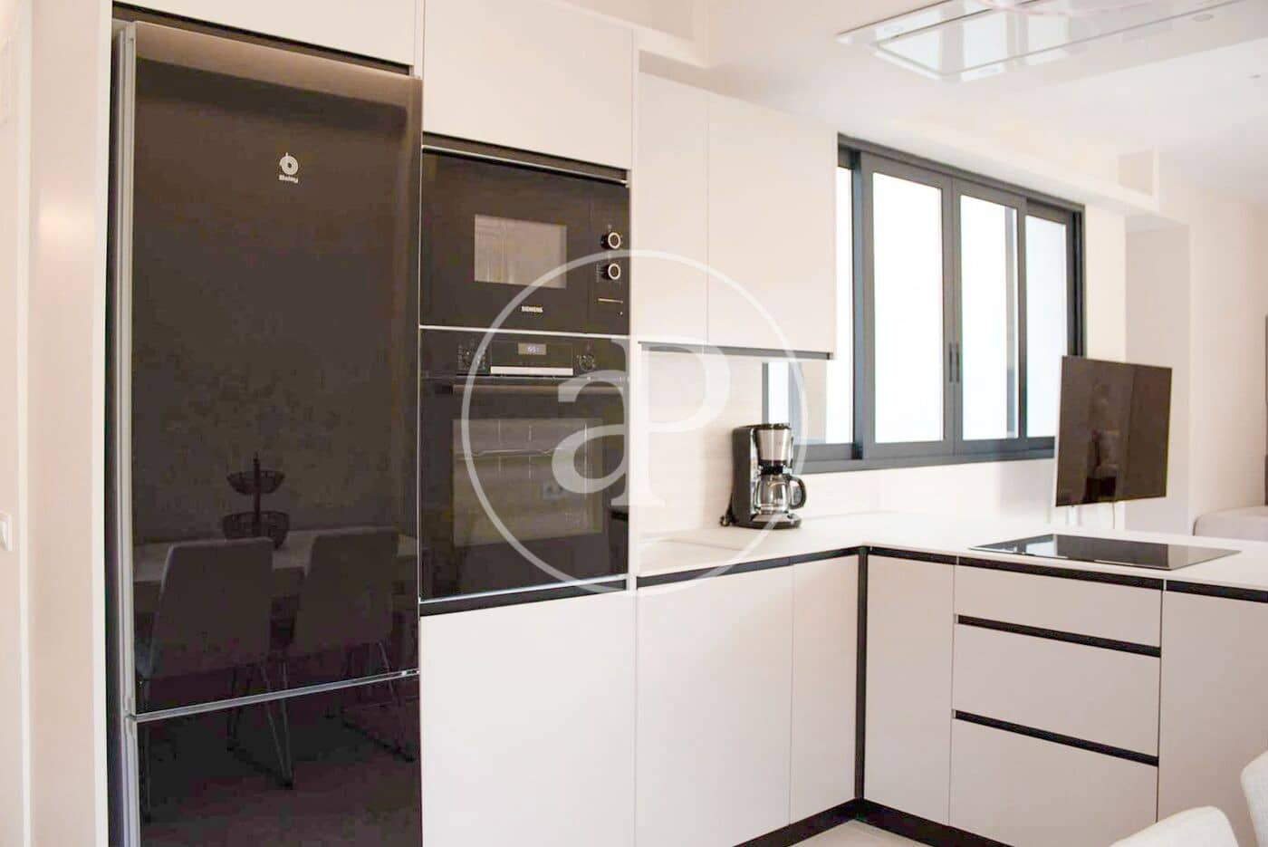 3 bedroom Apartment for rent in Valencia city - € 1,750 (Ref: 9321978)