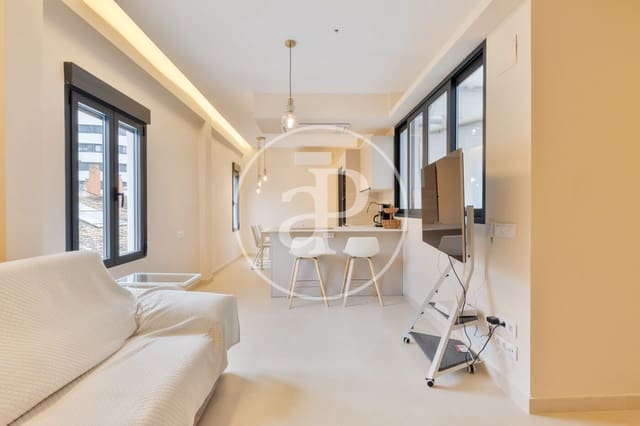 3 soveværelse Lejlighed til leje i El Pilar, Valencia by - € 1.750 (Ref: 9321978)