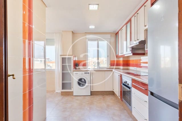 4 chambre Appartement à vendre à Sur, Castelló de la Plana - 195 000 € (Ref: 9321979)