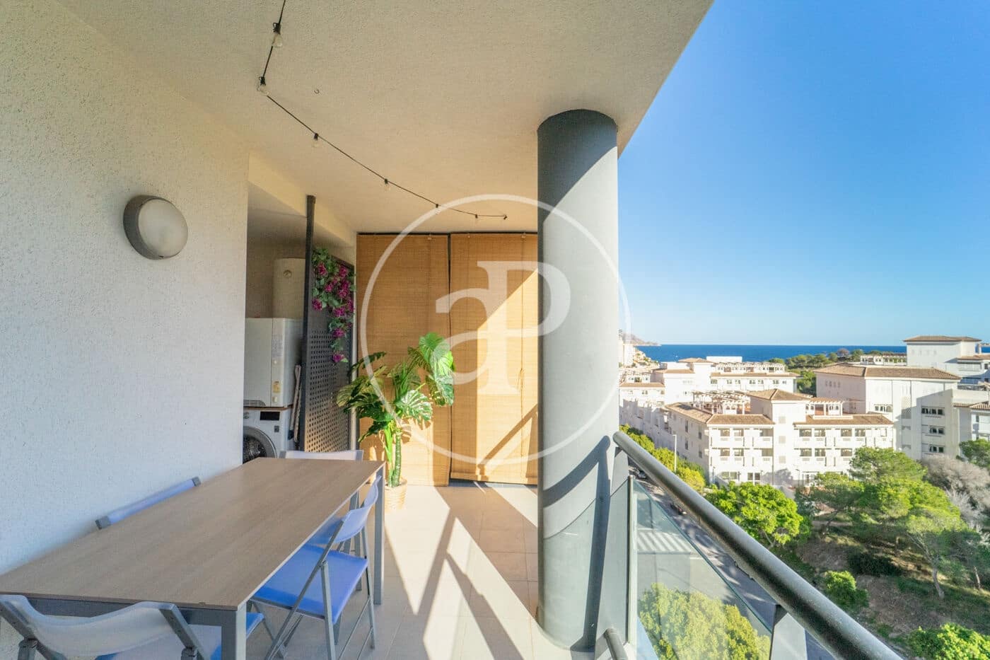 Apartamento de 2 habitaciones en La Villajoyosa / Vila Joiosa en venta con piscina - 315.000 € (Ref: 9321982)