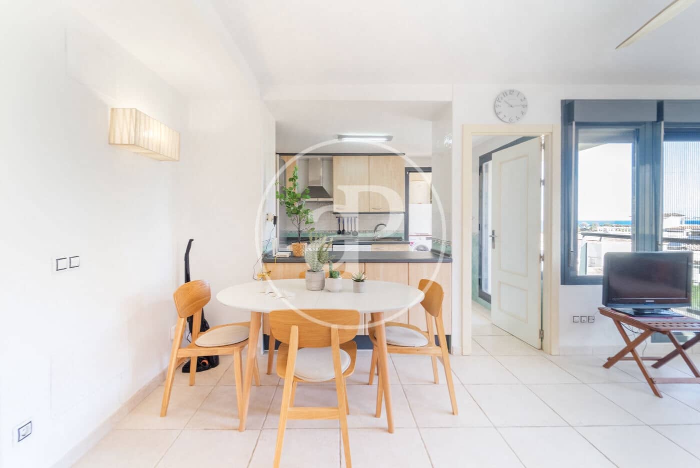 Apartamento de 2 habitaciones en La Villajoyosa / Vila Joiosa en venta con piscina - 315.000 € (Ref: 9321982)