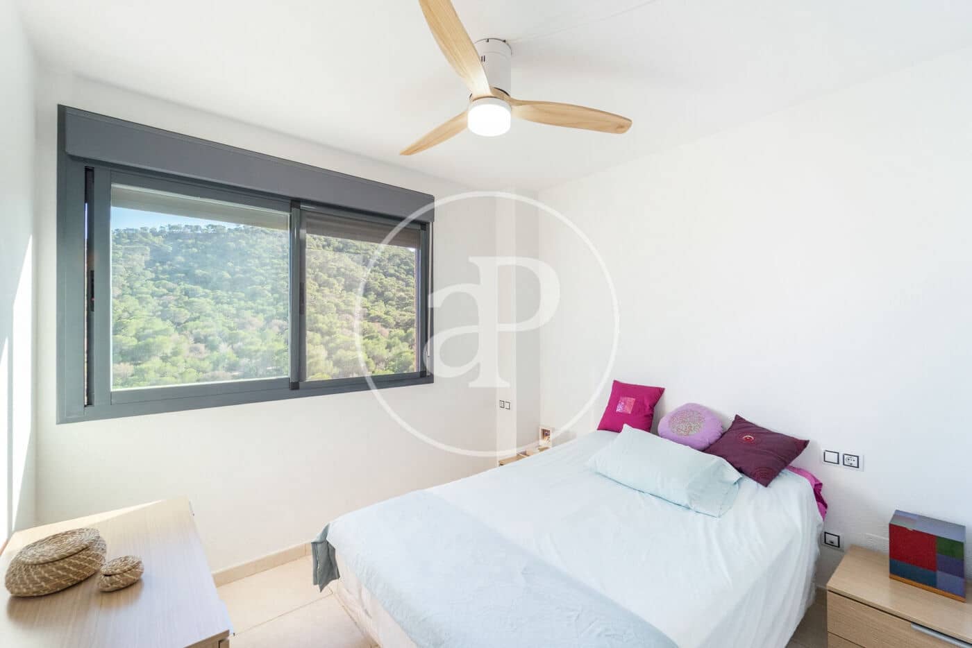 Apartamento de 2 habitaciones en La Villajoyosa / Vila Joiosa en venta con piscina - 315.000 € (Ref: 9321982)