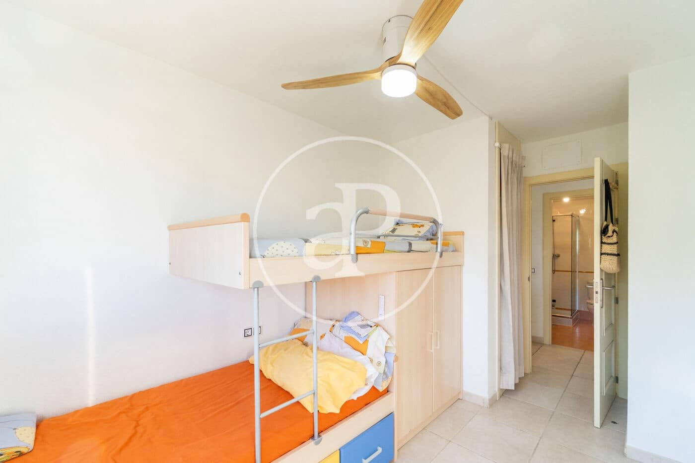 Apartamento de 2 habitaciones en La Villajoyosa / Vila Joiosa en venta con piscina - 315.000 € (Ref: 9321982)